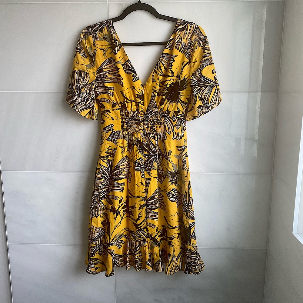 Guess Maris Ruffled Dress - Picture 2 of 6